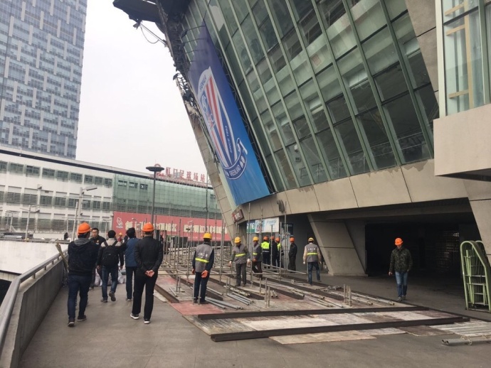 由于市场的需要，这几年，国内影院管理公司如雨后春笋般涌现，但是水平良莠不齐，行业乱象丛生